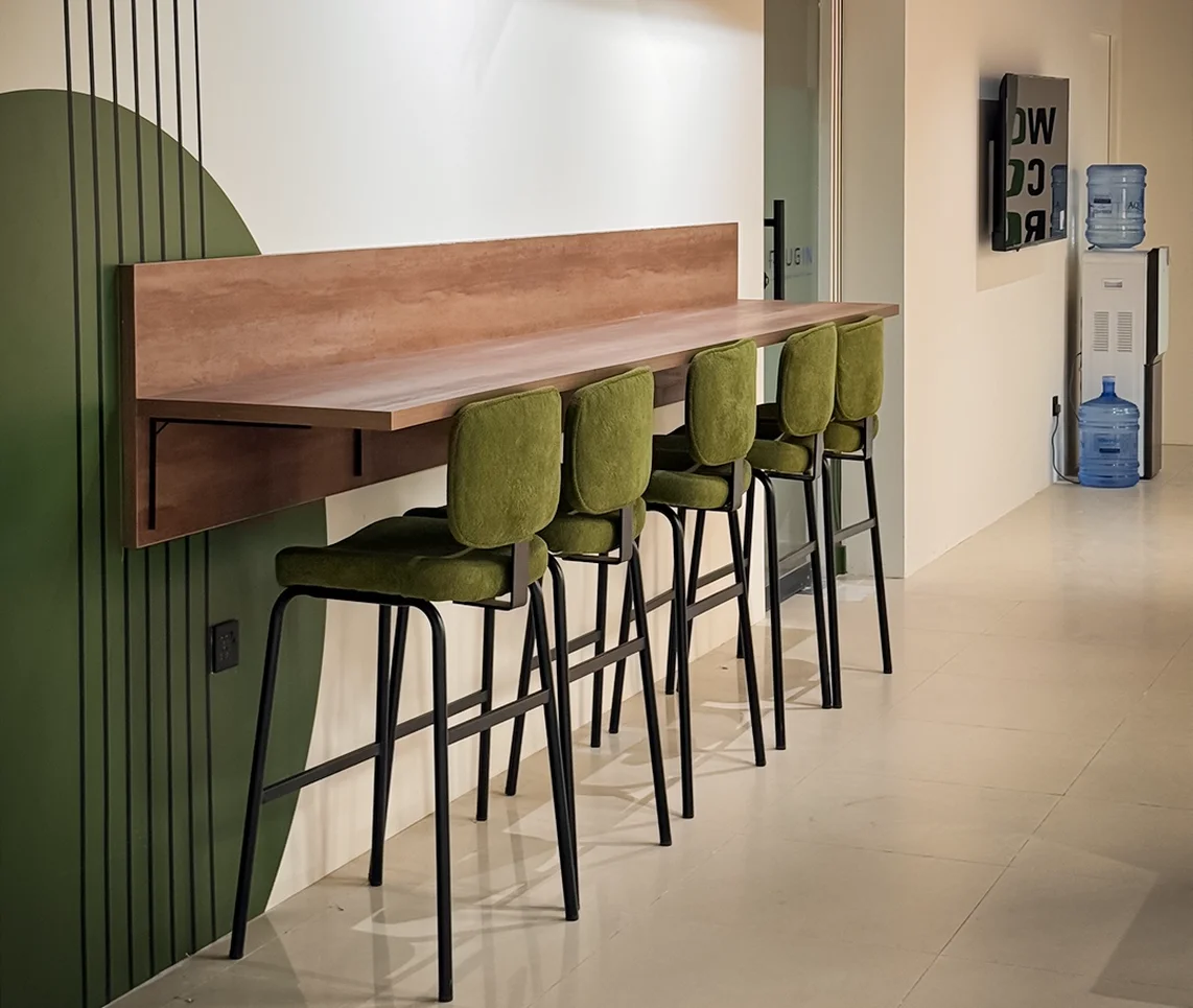 Hot Desks at Plugin